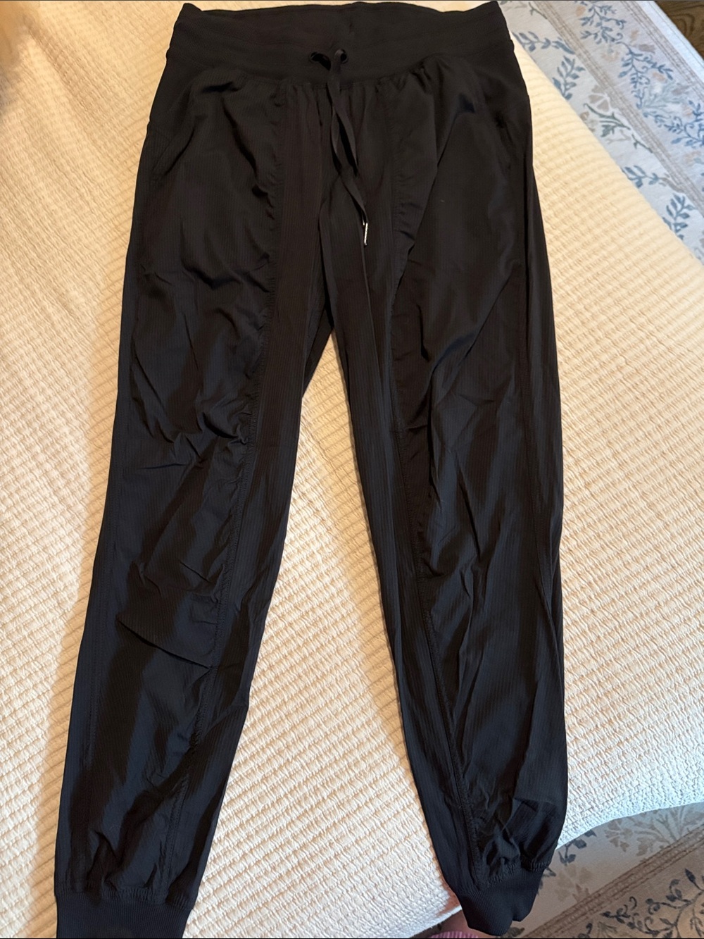 Lululemon joggers
